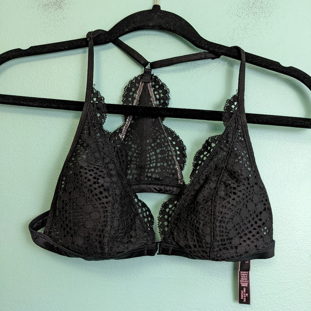 Victoria's Secret Black Lace Racerback Bralette Medium